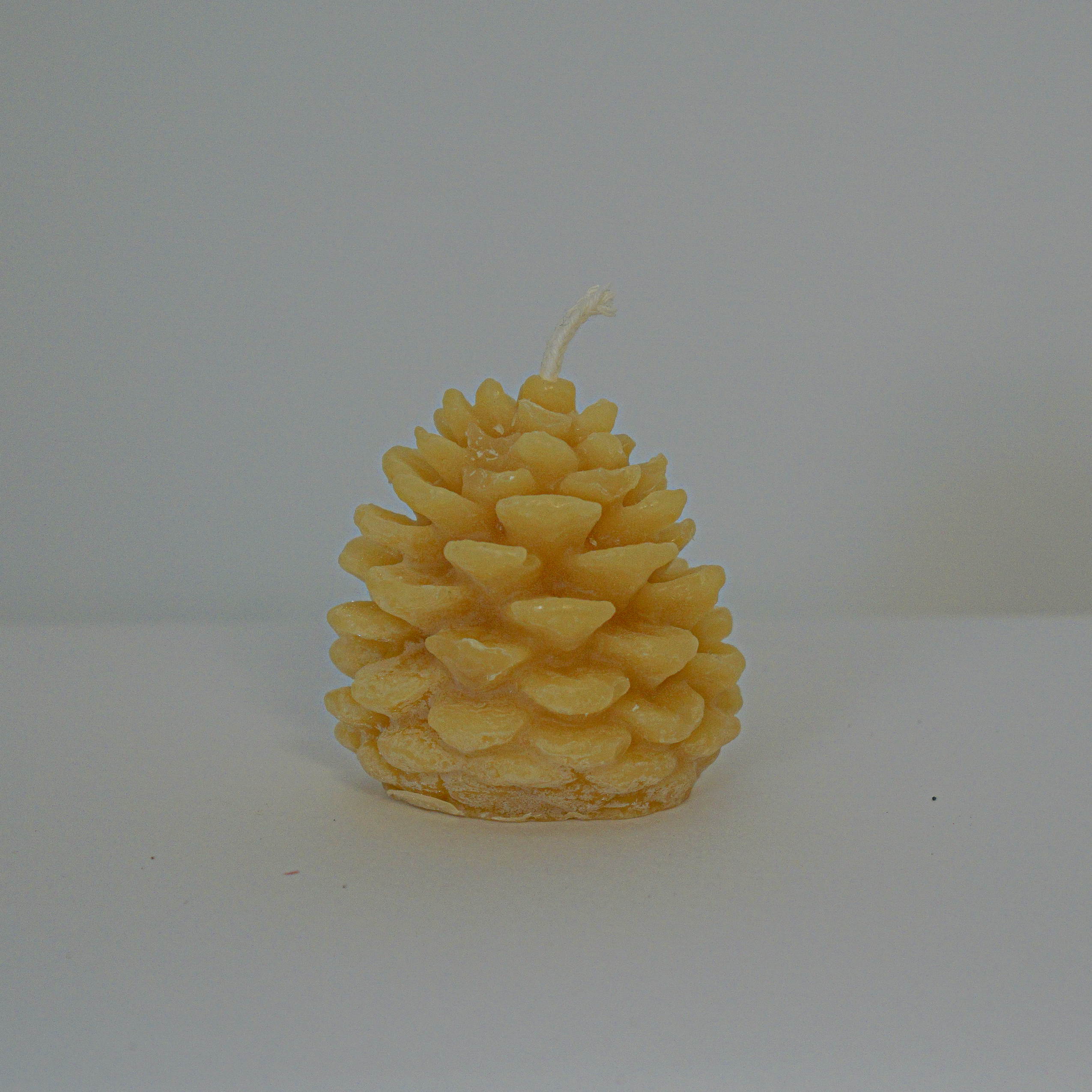 100% Montana Beeswax Pinecone Votive Candle